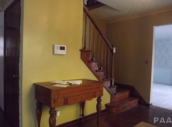 3rd image of 2828 W Knollwood Ct