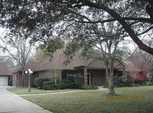 3814 Kellner Rd, Dickinson, TX 77539