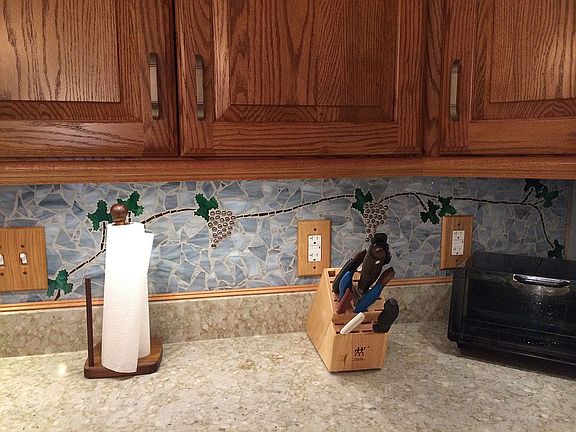 Handmd stnd glss backsplash