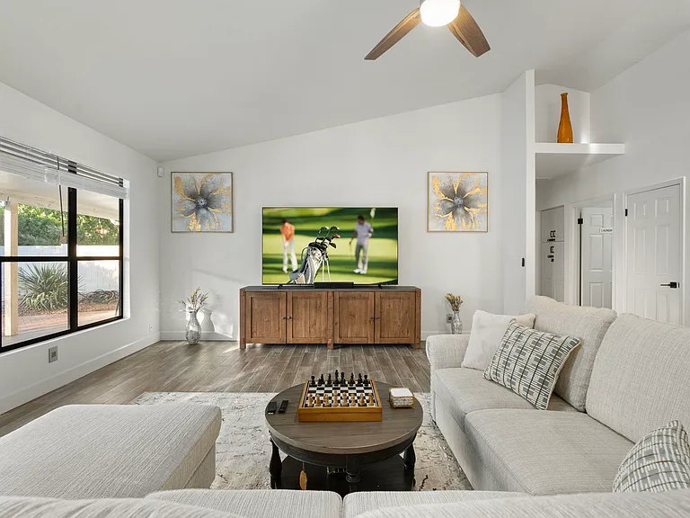 5015 E Karen Dr — Photo 24