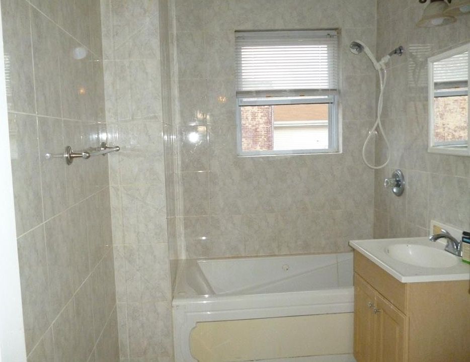 Jaccuzi Bathtub