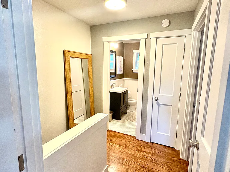 620 N I St #5 — Photo 3