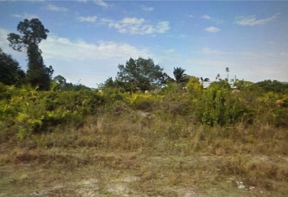 1st image of 2502 34th St W
