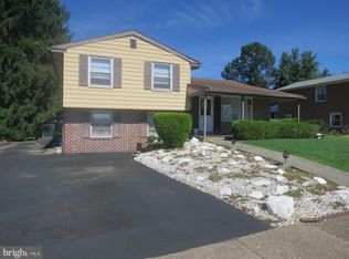 1430 Sandwood Rd, Conshohocken, PA 19428