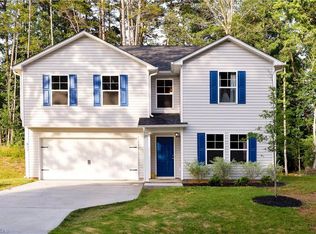245 Shoreline Dr, New London, NC 28127