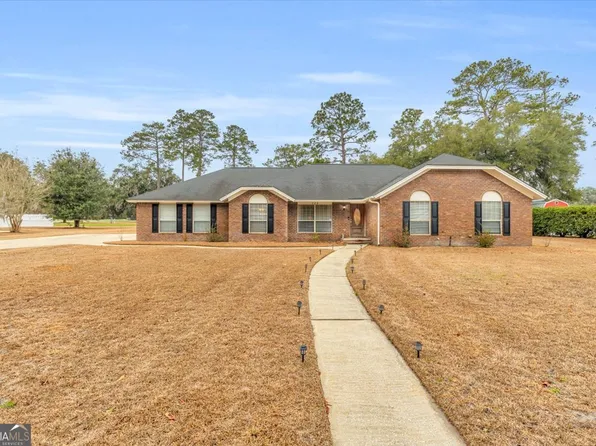 226 Cherokee Trl, Hinesville, GA 31313