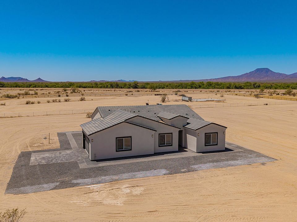1st image of 40461 W ROBLES Road