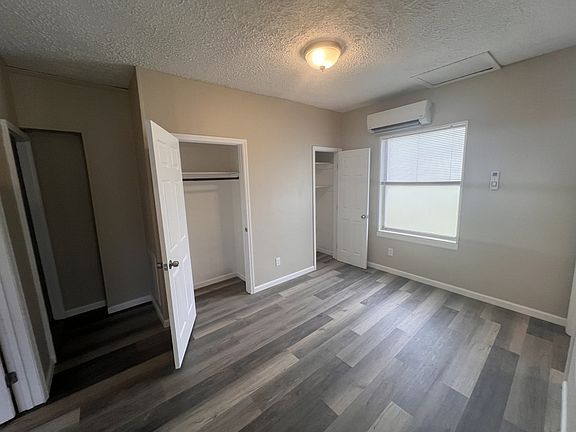 5th image of 1939 McCalla Ave APT 5