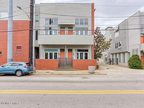 4th image of 639 E Jefferson St Unit 101