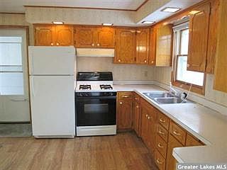 215 Gillis Ave.