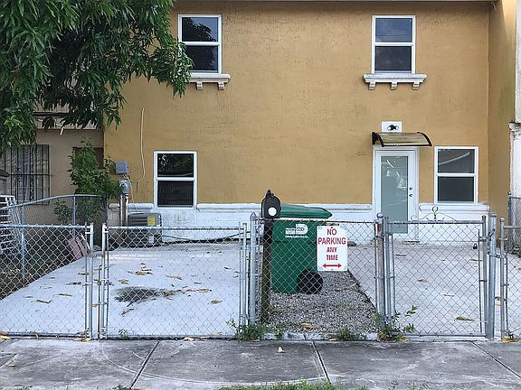 3rd image of 4516 NW 195th St