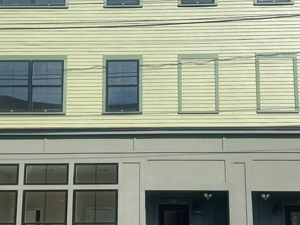 166 Taunton Ave, East Providence, RI 02914