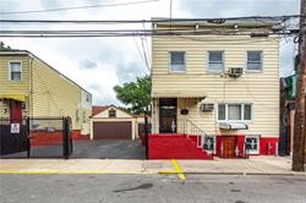 1st image of 10408 53rd Ave