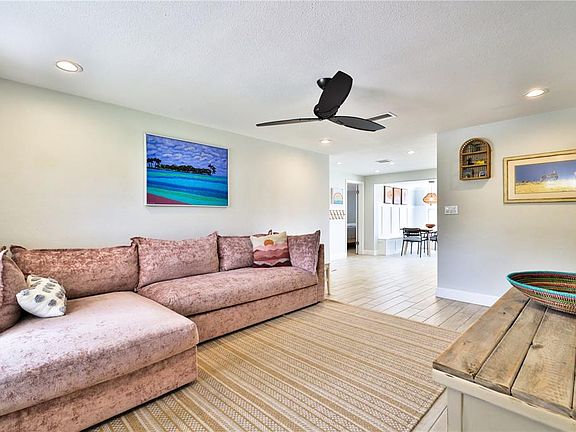 4th image of 2307 SAXON DRIVE