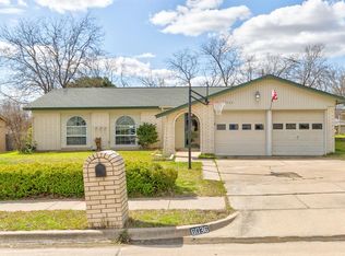 6036 Rickee Dr, Watauga, TX 76148