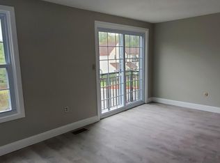 19 Colonial Dr #19, Merrimack, NH 03054