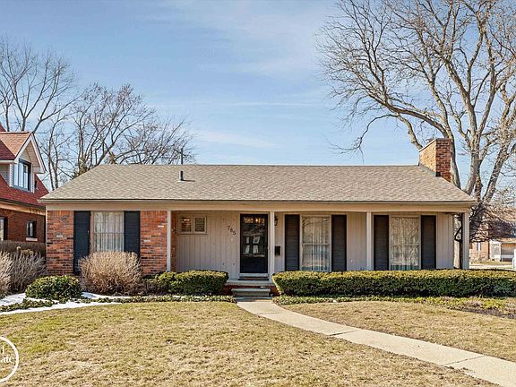 2nd image of 785 Barrington Rd