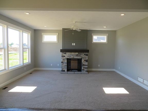 4th image of 1462 Chase Farms Dr SW