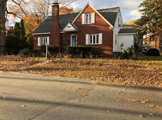 1 Fairoaks Ave FL 2ND, Methuen, MA 01844