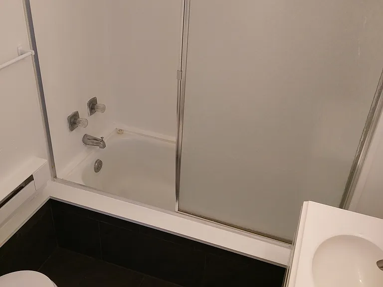 141 W Schuyler St #2 — Photo 6