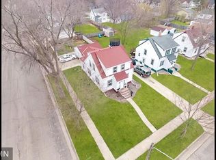 701 10th St SW, Willmar, MN 56201