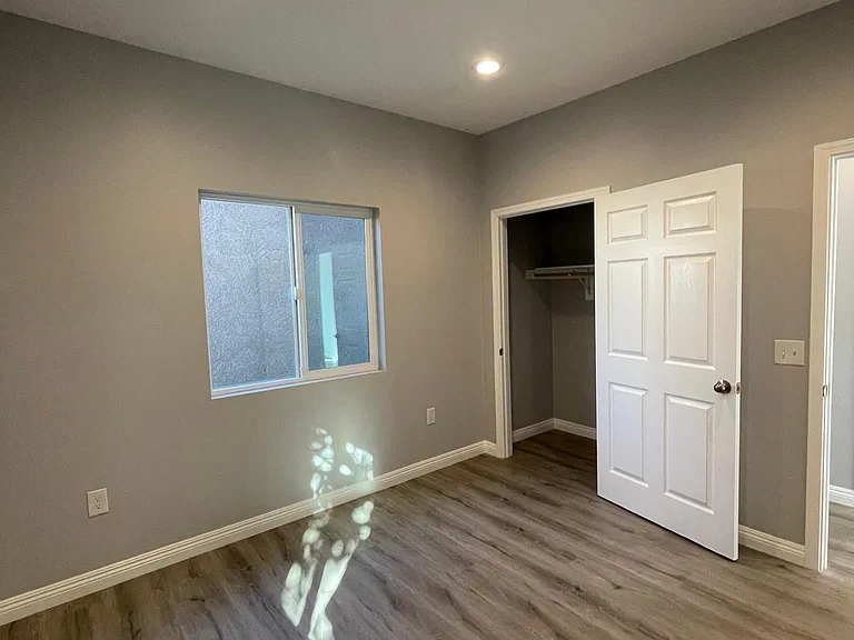 3824 Teak St — Photo 10