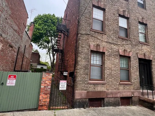 369 Hudson Ave APT 3B, Albany, NY 12210