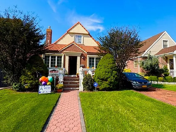 145-81 8th Ave #1, Whitestone, NY 11357