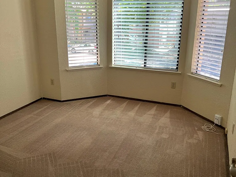 1801 H St #7 — Photo 24