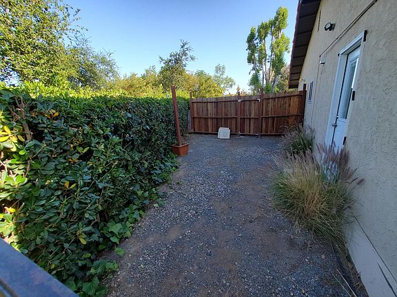 2nd image of 2292 Hillsbury Rd #1