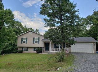 269 Tahoe Dr, Paw Paw, WV 25434