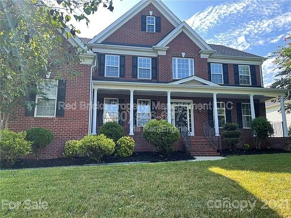 3rd image of 7939 Heatherstone Dr