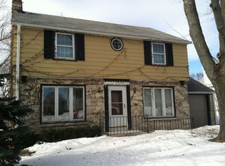 4573 S Lenox St, Milwaukee, WI 53207