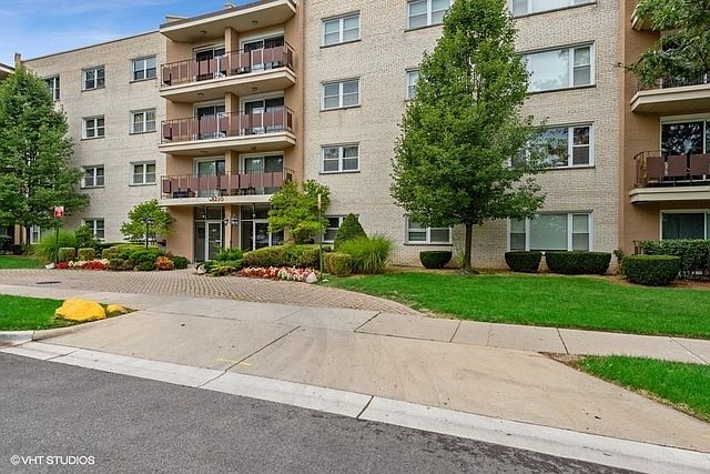1st image of 8210 Elmwood St #414