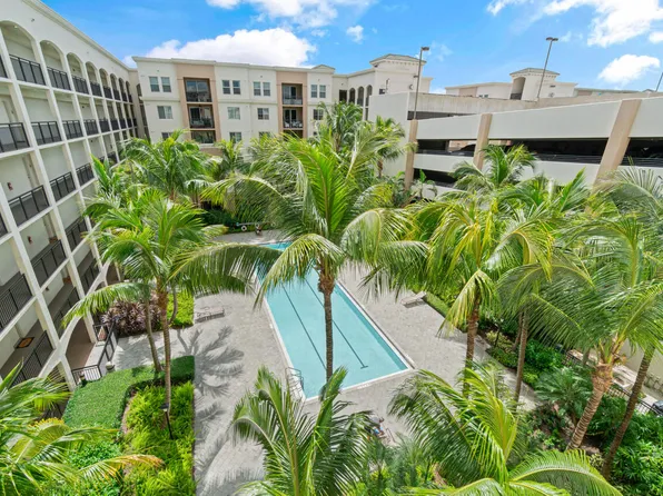 1660 Renaissance Commons Boulevard #2524, Boynton Beach, FL 33426