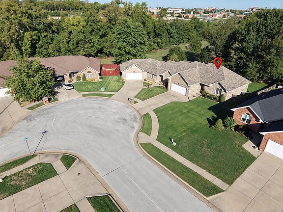 4th image of 1645 W Swallow Street