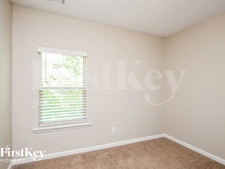 2139 Charcoal Ives Rd — Photo 12