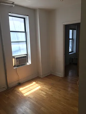 Rented by AJ Clarke | media 52