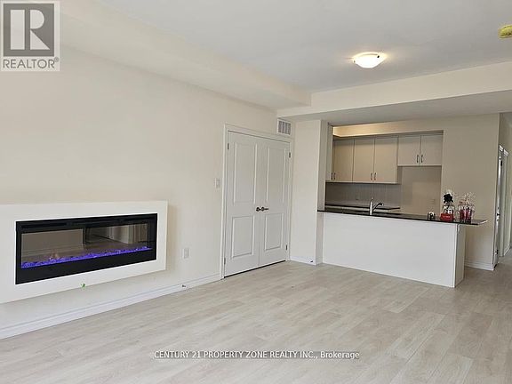 2nd image of 25 Knotsberry Cir #81