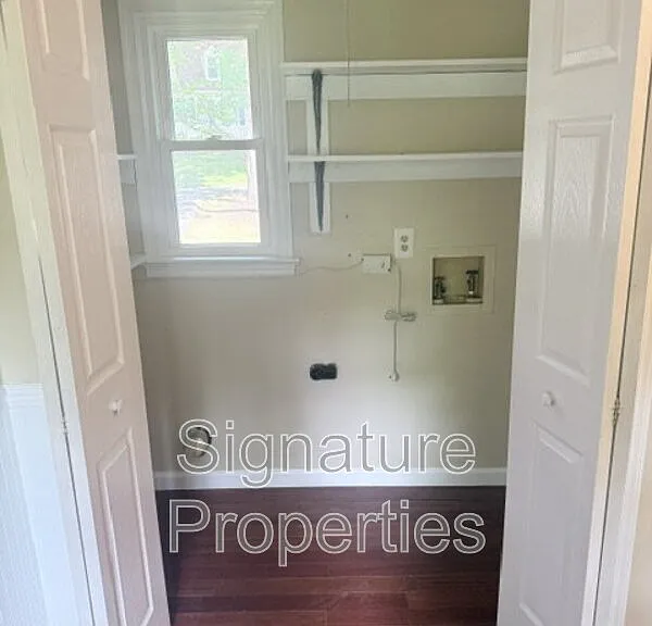 14709 Mill Spring Dr — Photo 7