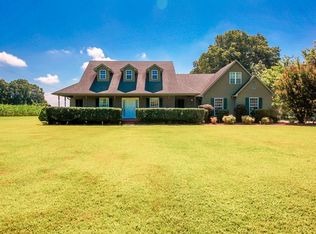 2724 Dr Parks Rd, Gates, TN 38037