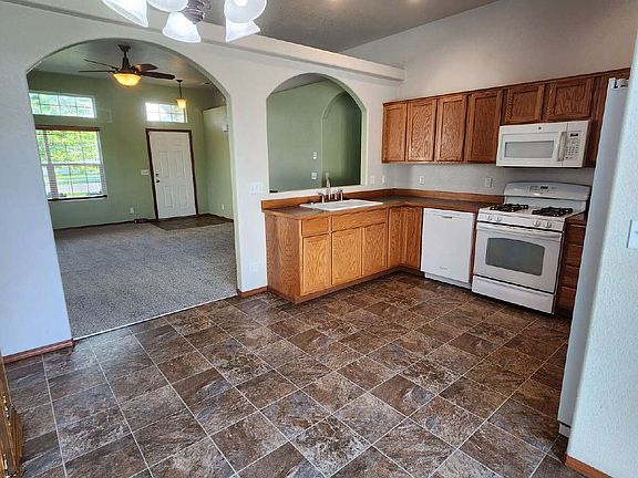 4th image of 3813 W Linneatus Dr