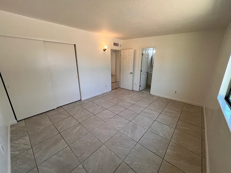 3639 S Yukon Pl — Photo 3