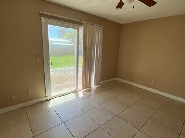 2075 Mississippi Ave, Englewood, FL 34224