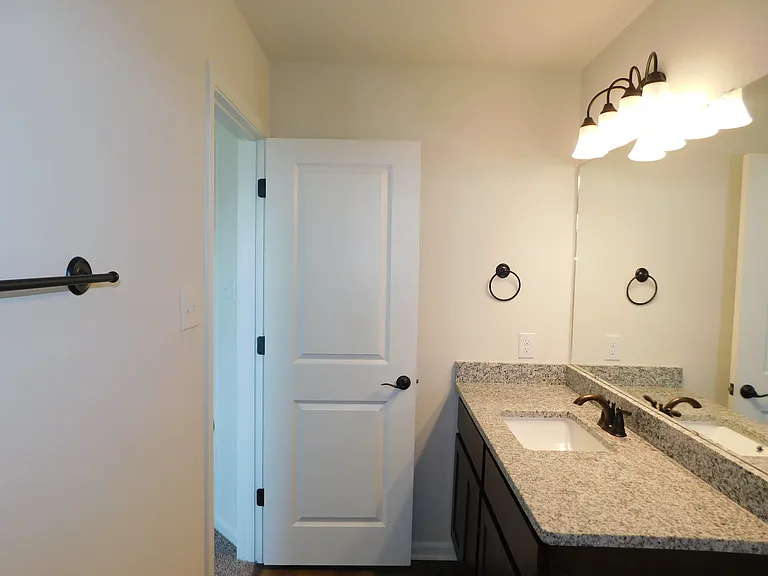 13710 Enzo Gate #101 — Photo 11
