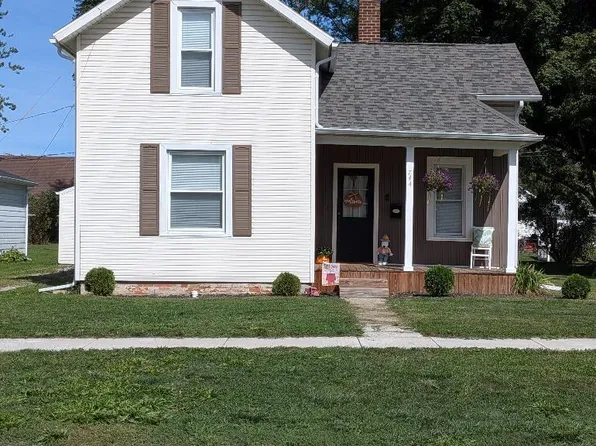 744 Park St, Napoleon, OH 43545