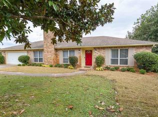 352 Bunker Hill Dr, Pensacola, FL 32506