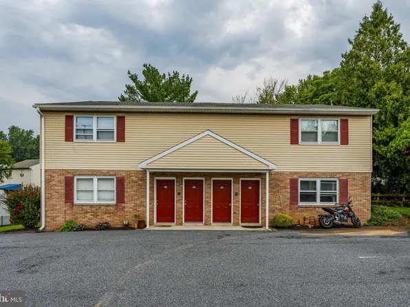 53 Akron Rd #59, Ephrata, PA 17522