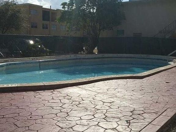5th image of 1280 W 54th St APT 118B