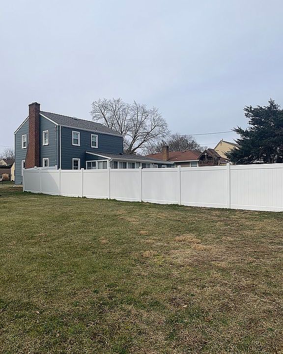 2nd image of 130 S Lincoln Ave